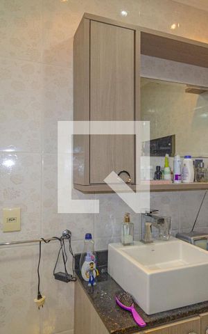Casa à venda com 350m², 5 quartos e 5 vagas Casa à venda com 350m², 5 quartos e 5 vagasBanheiro da suíte 5
