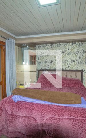 Casa à venda com 350m², 5 quartos e 5 vagas Casa à venda com 350m², 5 quartos e 5 vagasSuíte 5