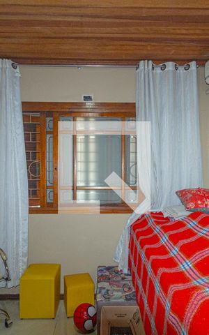 Casa à venda com 350m², 5 quartos e 5 vagas Casa à venda com 350m², 5 quartos e 5 vagasSuíte 1