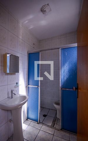 Casa para alugar com 120m², 2 quartos e sem vaga Casa para alugar com 120m², 2 quartos e sem vagaBanheiro Social