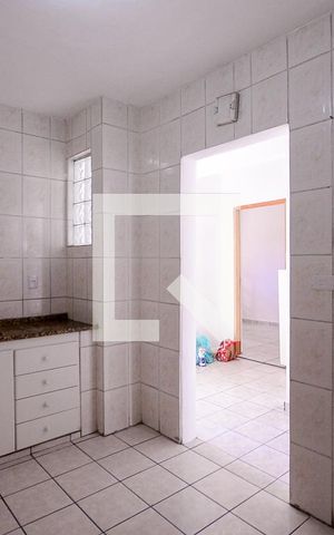 Casa para alugar com 120m², 2 quartos e sem vaga Casa para alugar com 120m², 2 quartos e sem vagaCozinha