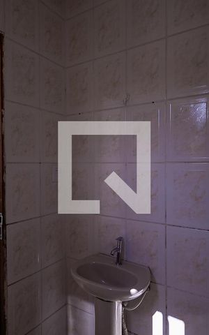 Casa para alugar com 120m², 2 quartos e sem vaga Casa para alugar com 120m², 2 quartos e sem vagaBanheiro da Suite