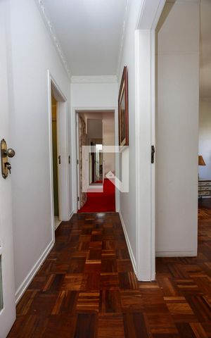 Apartamento à venda com 144m², 2 quartos e 2 vagas Apartamento à venda com 144m², 2 quartos e 2 vagasCorredor