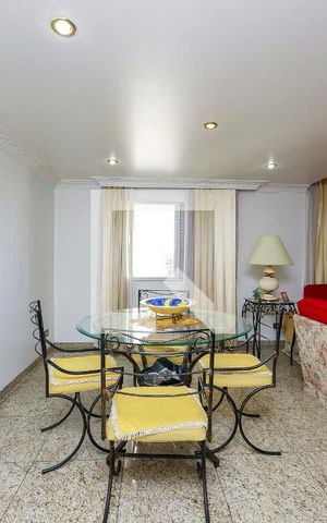 Apartamento à venda com 144m², 2 quartos e 2 vagas Apartamento à venda com 144m², 2 quartos e 2 vagasSala