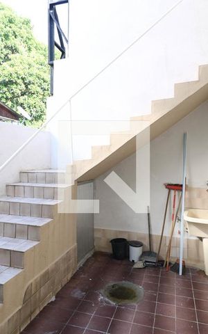 Casa para alugar com 100m², 2 quartos e 1 vaga Casa para alugar com 100m², 2 quartos e 1 vagaÁrea de Serviço