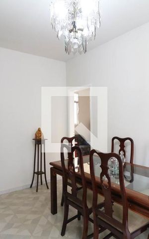 Casa para alugar com 100m², 2 quartos e 1 vaga Casa para alugar com 100m², 2 quartos e 1 vagaSala