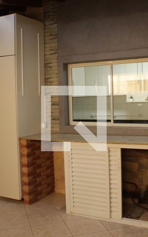 Casa de condomínio para alugar com 130m², 3 quartos e 2 vagasChurrasqueira