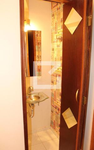 Casa de condomínio para alugar com 130m², 3 quartos e 2 vagasLavabo