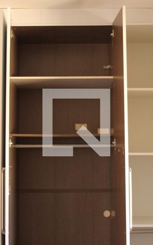 Casa de condomínio para alugar com 130m², 3 quartos e 2 vagasCloset Quarto
