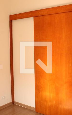 Casa de condomínio para alugar com 130m², 3 quartos e 2 vagasQuarto