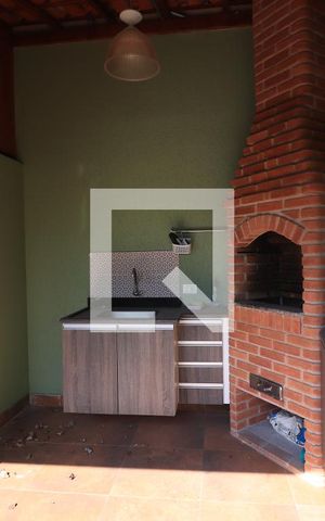 Casa à venda com 300m², 3 quartos e 3 vagasChurrasqueira