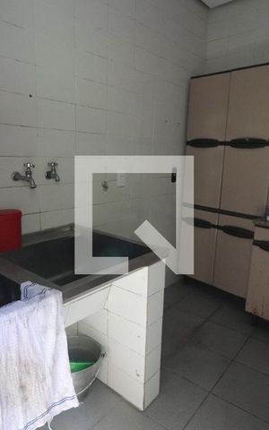 Casa à venda com 300m², 3 quartos e 3 vagasÁrea de Serviço