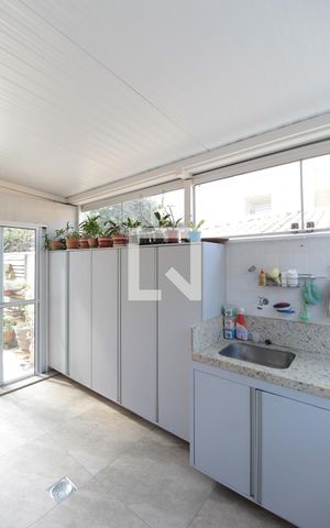 Apartamento à venda com 134m², 3 quartos e 3 vagasArea de Serviço