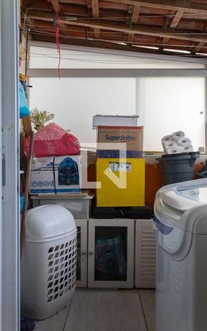 Apartamento à venda com 46m², 2 quartos e 1 vaga Apartamento à venda com 46m², 2 quartos e 1 vagaÁrea de Serviço