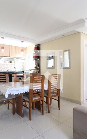 Apartamento à venda com 74m², 2 quartos e 1 vagaSala