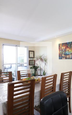 Apartamento à venda com 74m², 2 quartos e 1 vagaSala