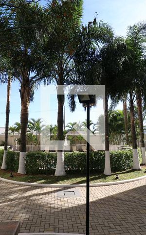 Apartamento à venda com 74m², 2 quartos e 1 vagaÁrea comum