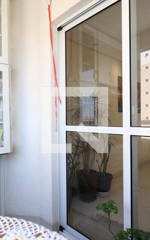 Apartamento à venda com 74m², 2 quartos e 1 vagaVaranda
