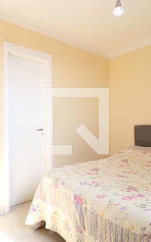Apartamento à venda com 74m², 2 quartos e 1 vagaSuíte