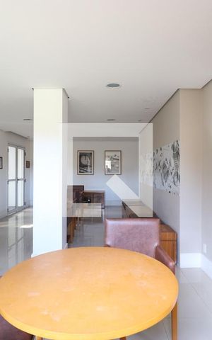 Apartamento à venda com 74m², 2 quartos e 1 vagaSalão de jogos