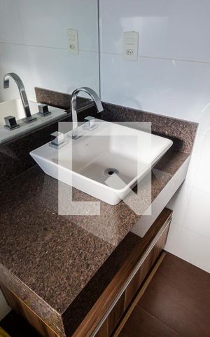 Apartamento à venda com 454m², 4 quartos e 4 vagas Apartamento à venda com 454m², 4 quartos e 4 vagasBanheiro