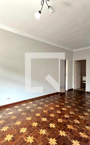 Casa à venda com 114m², 3 quartos e 2 vagasSala