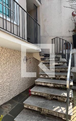 Casa à venda com 114m², 3 quartos e 2 vagasEntrada