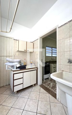 Casa à venda com 114m², 3 quartos e 2 vagasÁrea de Serviço