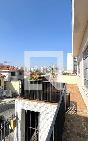 Casa à venda com 114m², 3 quartos e 2 vagasÁrea externa
