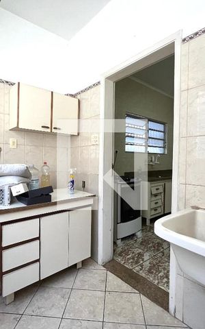 Casa à venda com 114m², 3 quartos e 2 vagasÁrea de Serviço