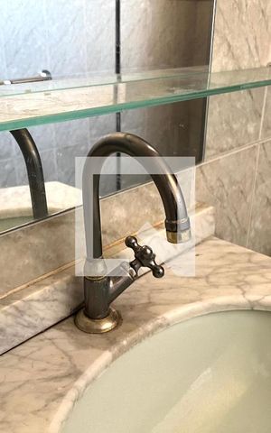 Casa à venda com 114m², 3 quartos e 2 vagasBanheiro 