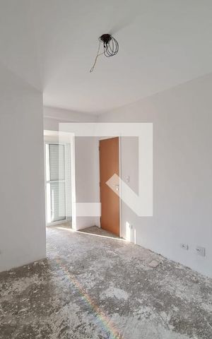Apartamento à venda com 99m², 2 quartos e 2 vagas Apartamento à venda com 99m², 2 quartos e 2 vagasSuíte