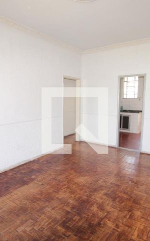 Apartamento à venda com 67m², 2 quartos e sem vagaSala