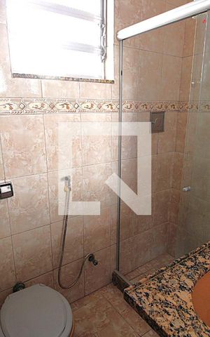 Apartamento à venda com 67m², 2 quartos e sem vagaBanheiro