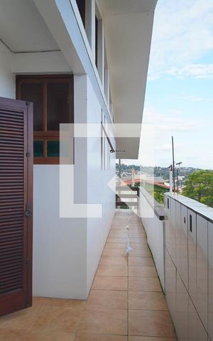Casa à venda com 450m², 4 quartos e 5 vagas Casa à venda com 450m², 4 quartos e 5 vagasvaranda da Suíte 3