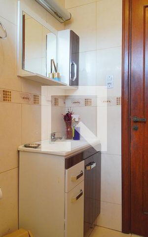 Casa à venda com 450m², 4 quartos e 5 vagas Casa à venda com 450m², 4 quartos e 5 vagasBanheiro Social