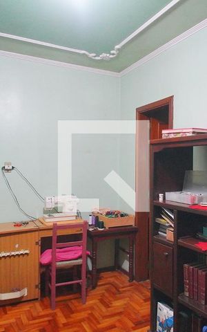 Casa à venda com 450m², 4 quartos e 5 vagas Casa à venda com 450m², 4 quartos e 5 vagasSuíte 1