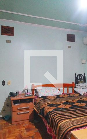 Casa à venda com 450m², 4 quartos e 5 vagas Casa à venda com 450m², 4 quartos e 5 vagasSuíte 2
