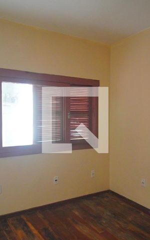 Casa à venda com 416m², 4 quartos e 2 vagas Casa à venda com 416m², 4 quartos e 2 vagasQuarto 3