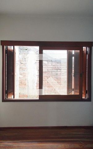 Casa à venda com 416m², 4 quartos e 2 vagas Casa à venda com 416m², 4 quartos e 2 vagasQuarto 1
