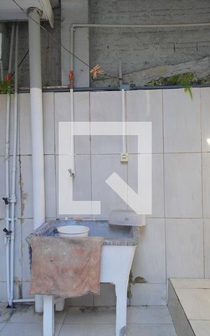 Casa à venda com 416m², 4 quartos e 2 vagas Casa à venda com 416m², 4 quartos e 2 vagasÁrea de Serviço