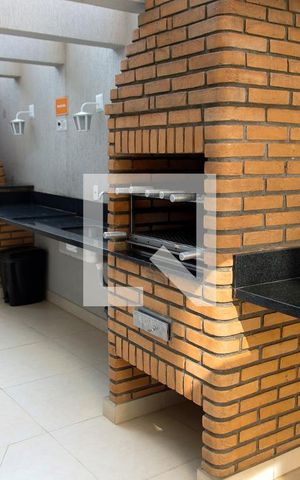 Apartamento para alugar com 33m², 1 quarto e 1 vaga Apartamento para alugar com 33m², 1 quarto e 1 vagaÁrea comum - Churrasqueira