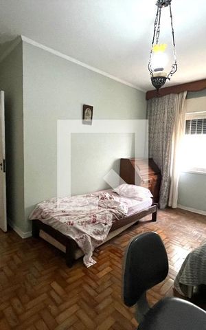Casa para alugar com 465m², 5 quartos e 6 vagas Casa para alugar com 465m², 5 quartos e 6 vagasSuite
