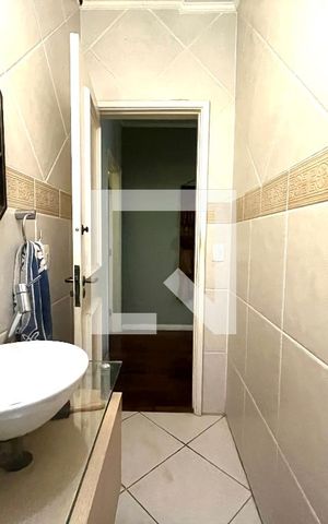 Casa para alugar com 465m², 5 quartos e 6 vagas Casa para alugar com 465m², 5 quartos e 6 vagasLavabo