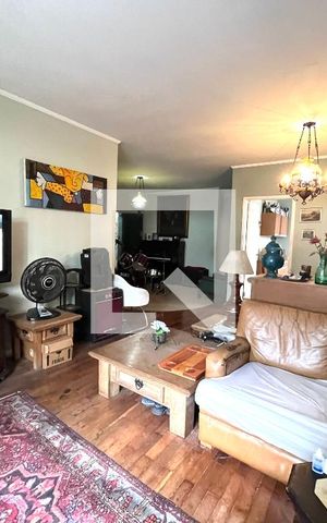 Casa para alugar com 465m², 5 quartos e 6 vagas Casa para alugar com 465m², 5 quartos e 6 vagasSala