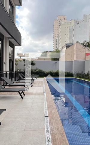 Studio à venda com 26m², 1 quarto e sem vaga Studio à venda com 26m², 1 quarto e sem vagaPiscina Coberta