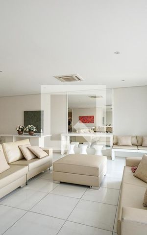 Studio à venda com 35m², 1 quarto e 1 vaga Studio à venda com 35m², 1 quarto e 1 vagaSalão de festas