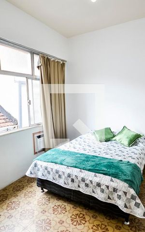 Casa para alugar com 190m², 4 quartos e 1 vaga Casa para alugar com 190m², 4 quartos e 1 vagaQuarto 1