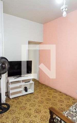 Casa para alugar com 190m², 4 quartos e 1 vaga Casa para alugar com 190m², 4 quartos e 1 vagaSala