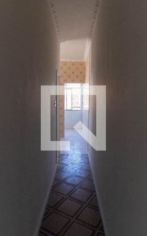 Casa à venda com 233m², 2 quartos e sem vaga Casa à venda com 233m², 2 quartos e sem vagaCorredor
